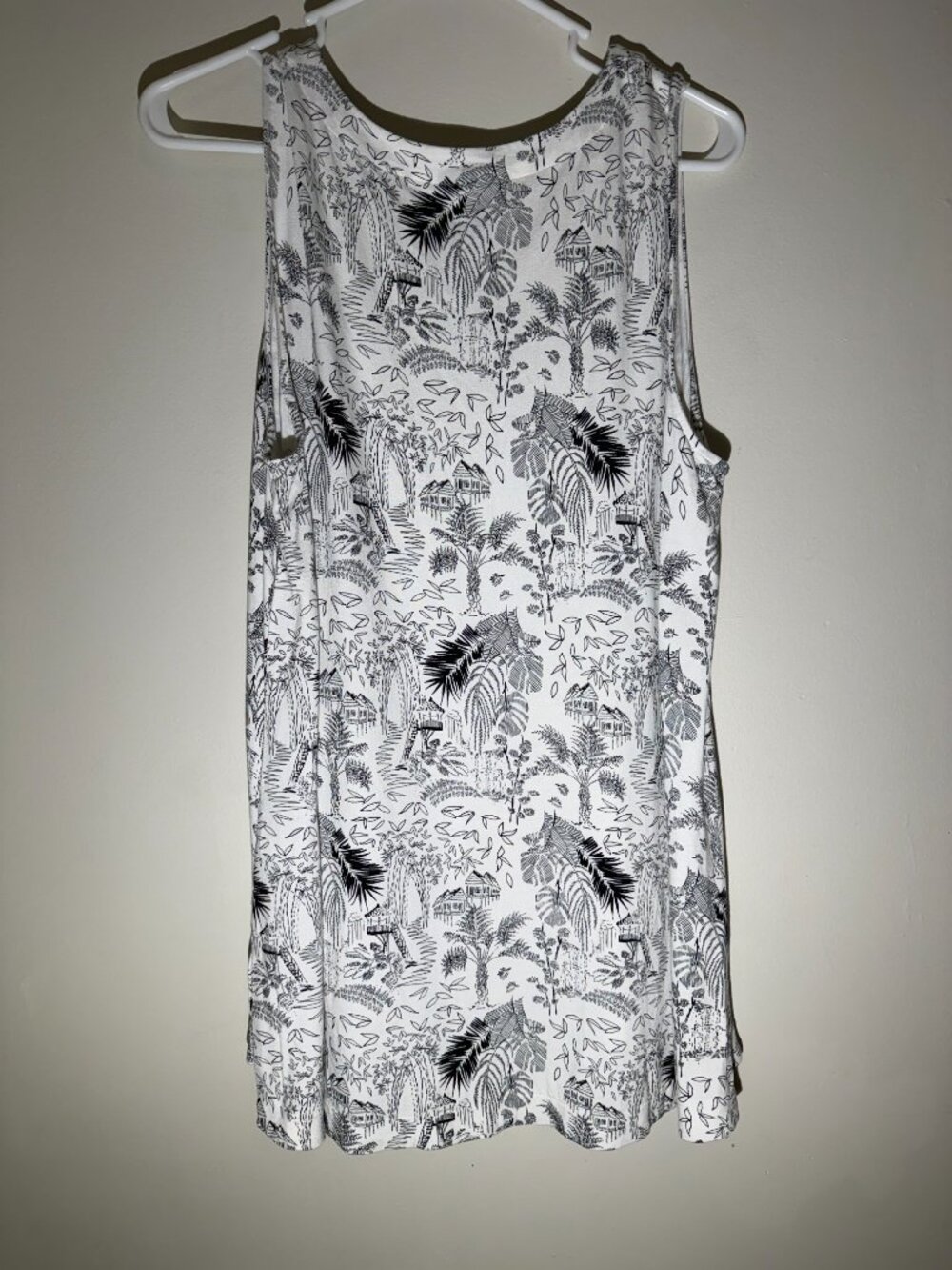 J. Jill Wearever Black & White Tropical Palm Toile Tank Top | L